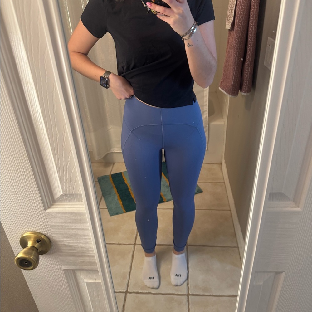 Lululemon unlimit tight 25”